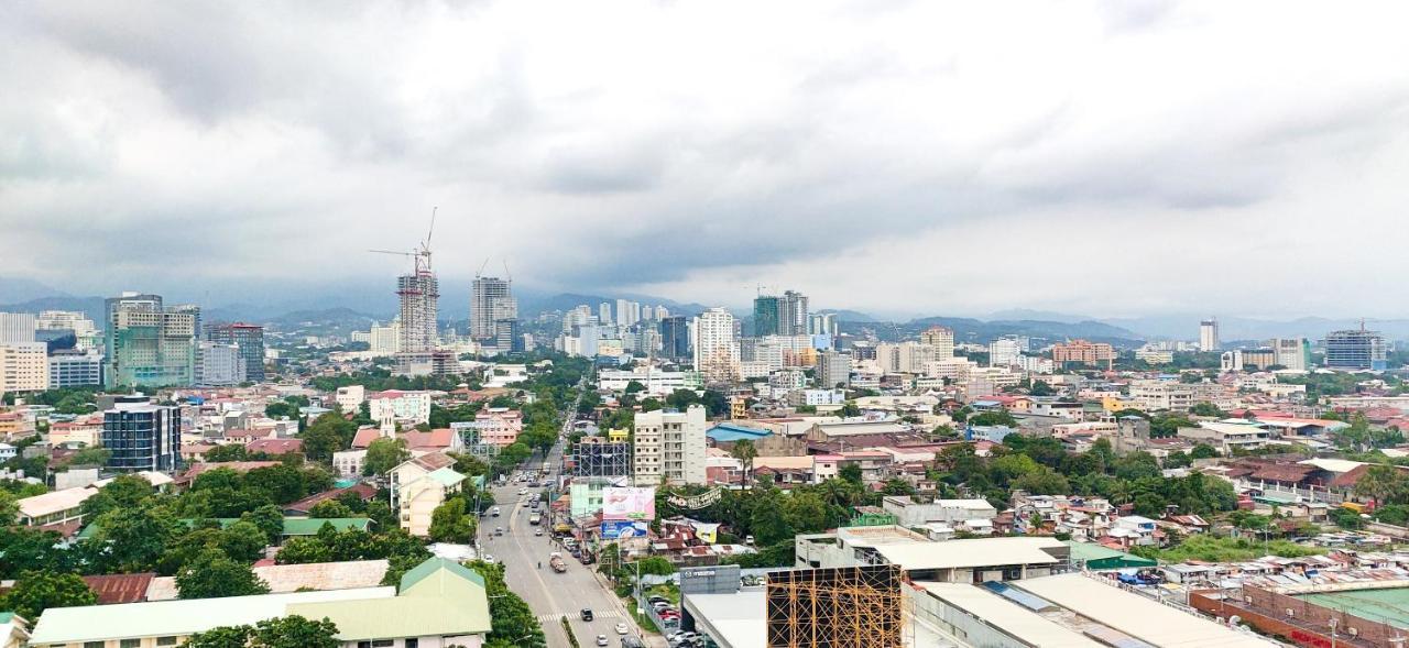 Sunvida Tower Stays Across Sm City Cebu Kültér fotó