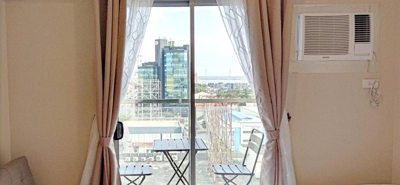 Sunvida Tower Stays Across Sm City Cebu Kültér fotó