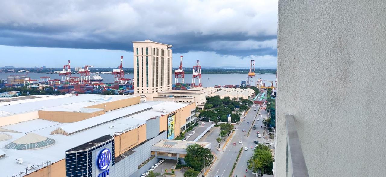 Sunvida Tower Stays Across Sm City Cebu Kültér fotó